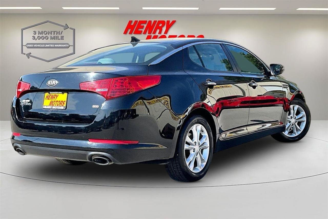 Used 2013 Kia Optima LX FWD image 6
