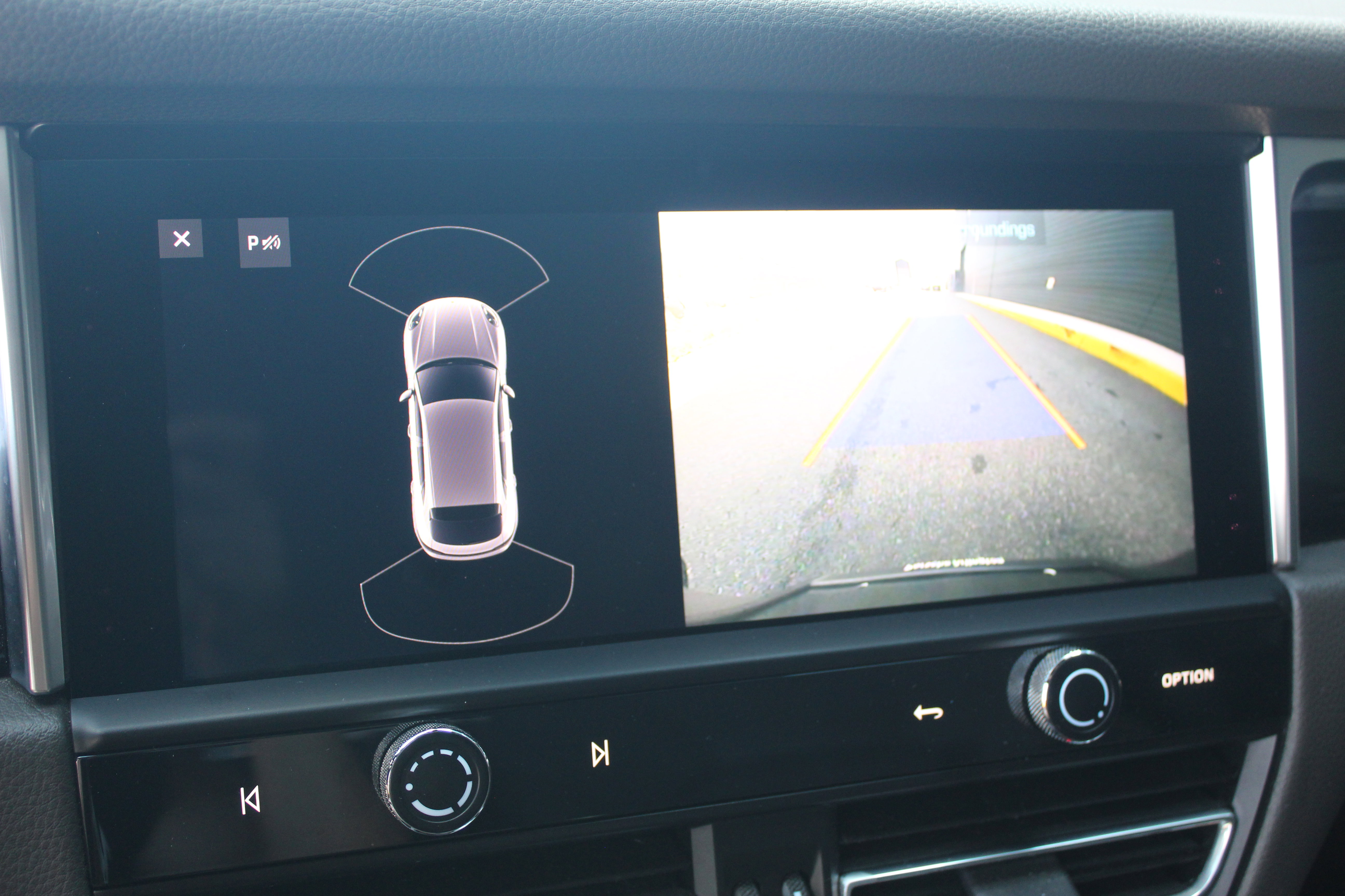 Used 2022 Porsche Macan S image 22