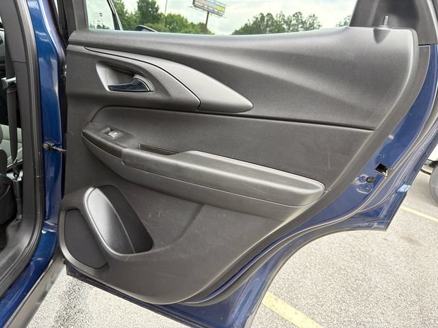 Used 2022 Chevrolet TrailBlazer LT w/ Convenience Package FWD image 16