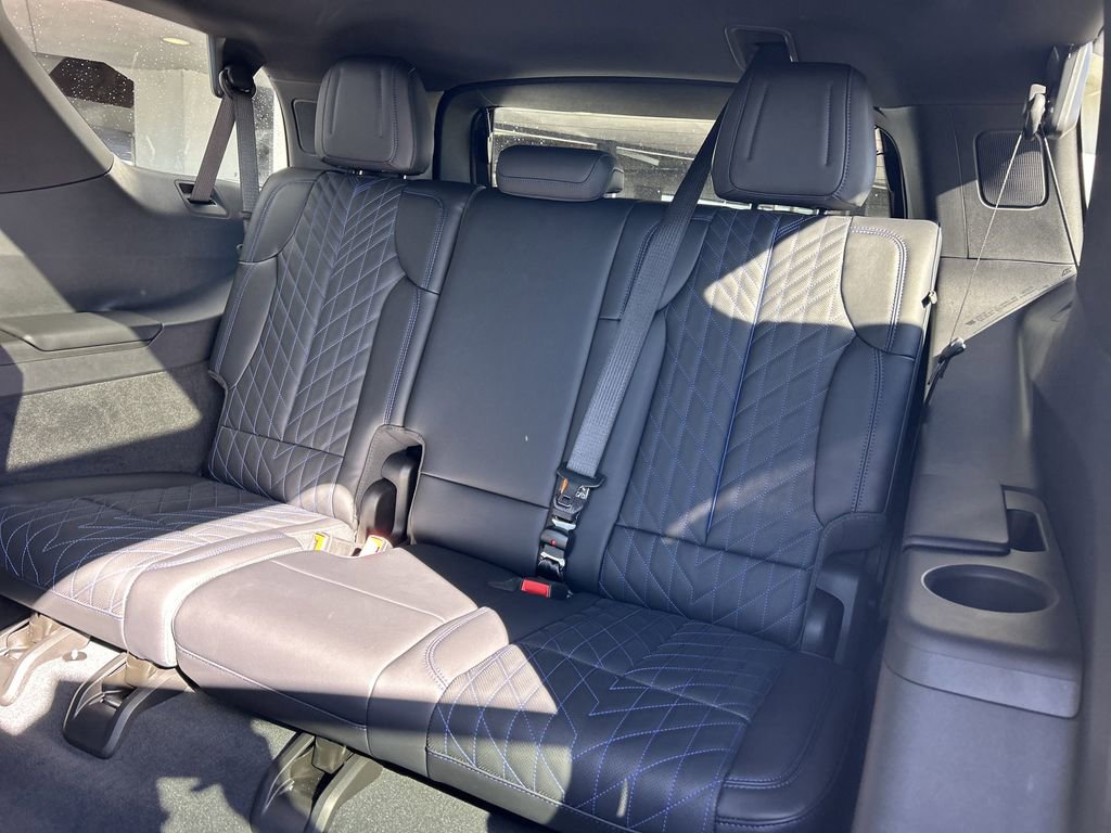 New 2026 Cadillac Escalade IQL Sport 1 w/ LPO, ONYX Package image 18