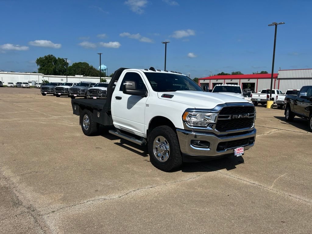 Used 2024 RAM 3500 Tradesman w/ Safety Group AWD/4WD image 5