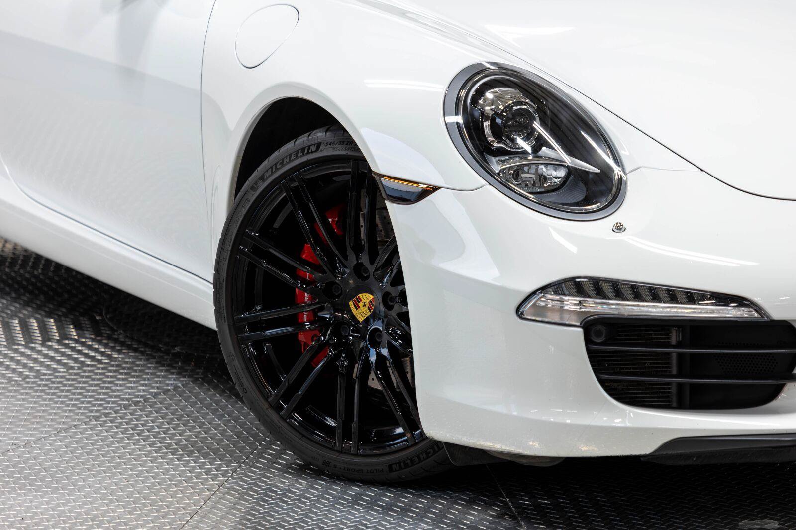 Used 2016 Porsche 911 Carrera S RWD image 44