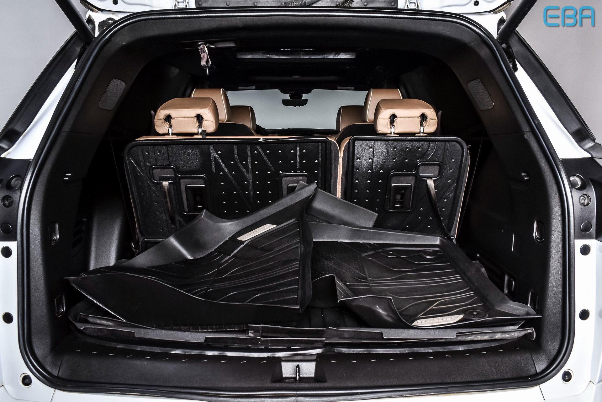Used 2023 Chevrolet Traverse Premier image 14