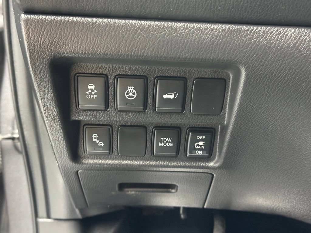 Used 2019 Nissan Pathfinder SL AWD/4WD image 34
