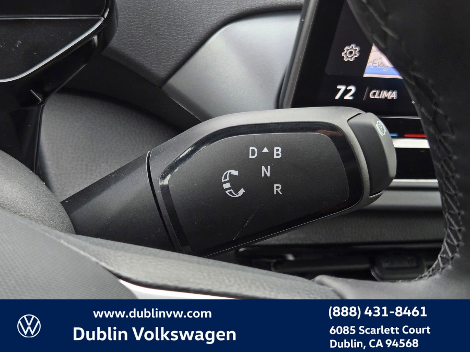 New 2026 Volkswagen ID.4 Pro RWD image 17