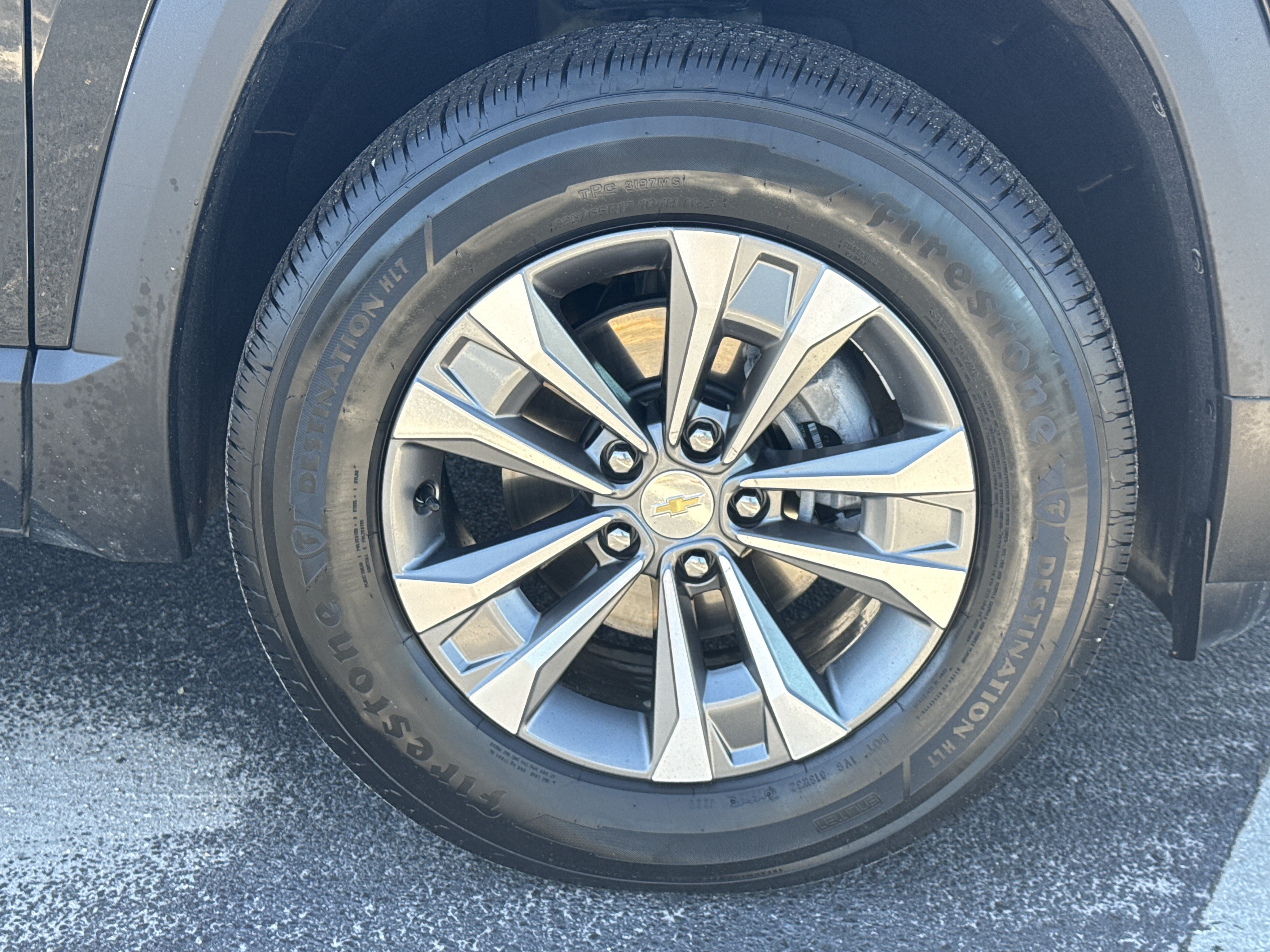 Used 2026 Chevrolet Equinox LT FWD image 13