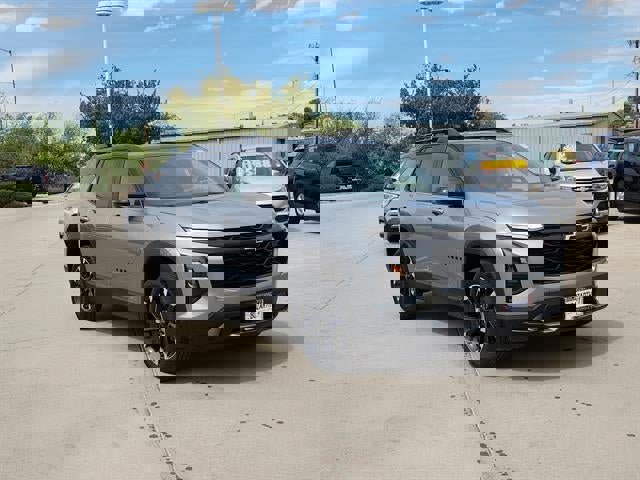 New 2026 Chevrolet Equinox RS w/ Convenience Package III image 1