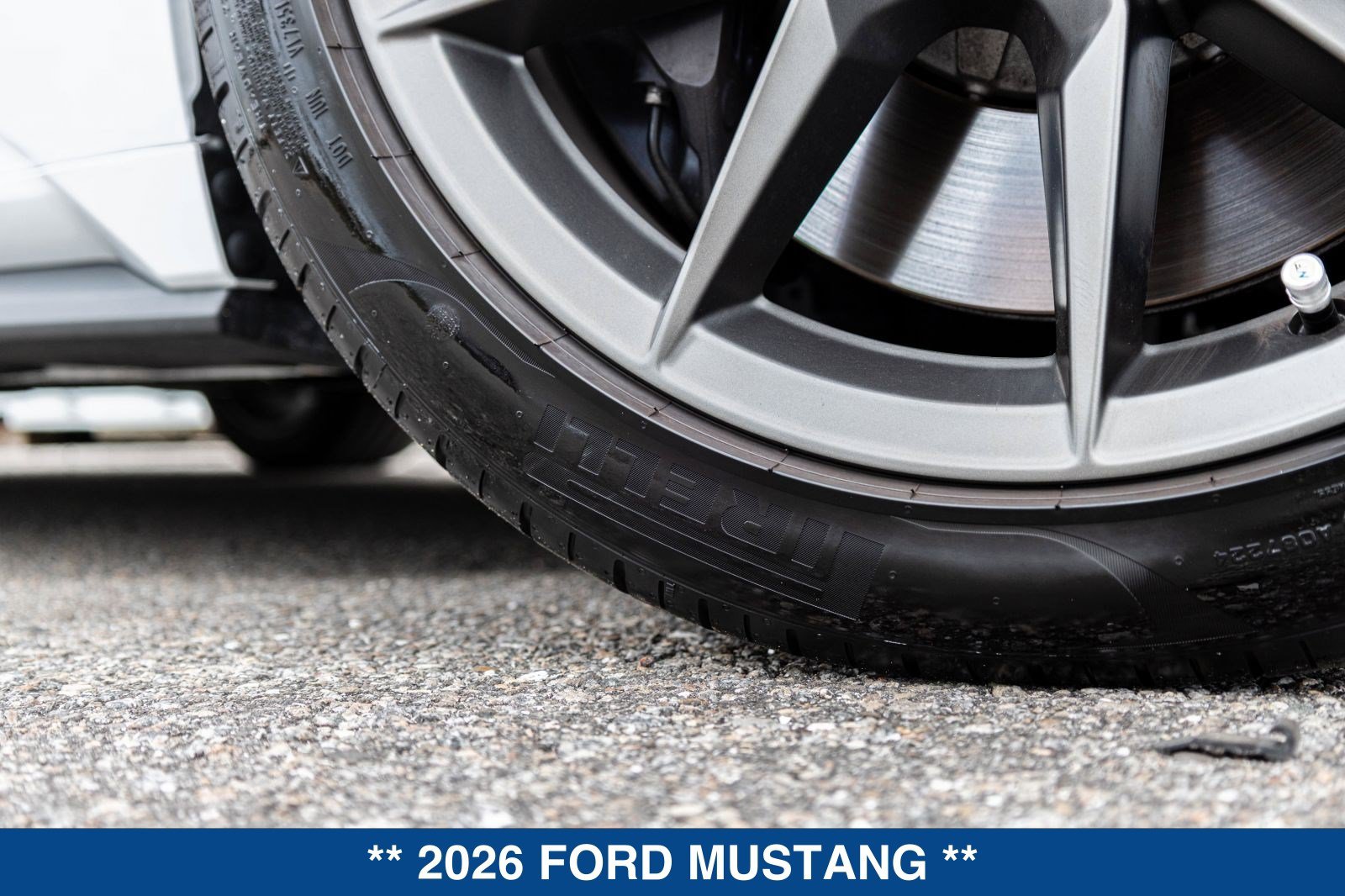 New 2026 Ford Mustang Dark Horse RWD image 32
