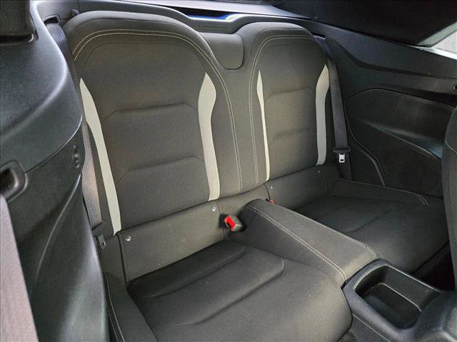 Used 2020 Chevrolet Camaro LT RWD image 18