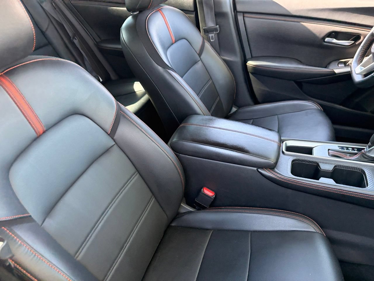 Certified 2024 Nissan Sentra SR w/ SR Premium Package FWD image 11