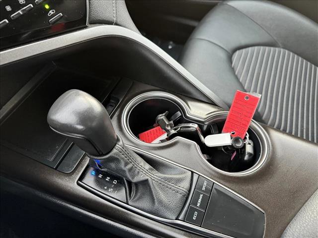 Used 2024 Toyota Camry SE FWD image 16