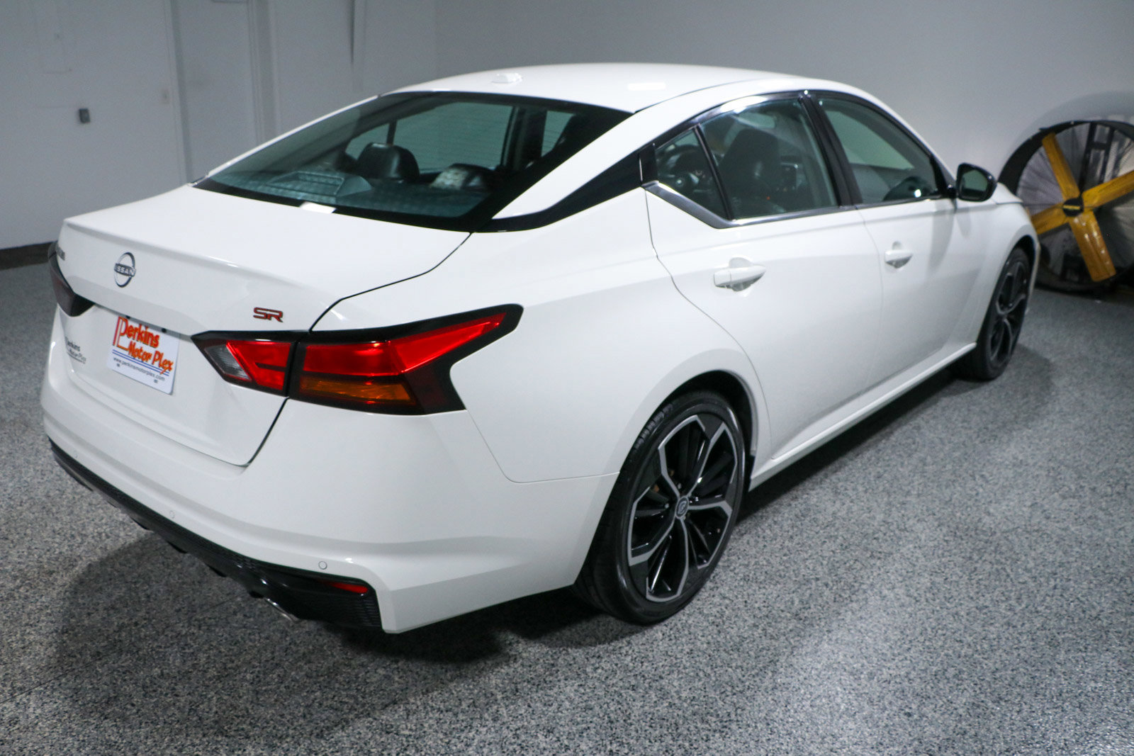 Used 2024 Nissan Altima 2.5 SR image 7