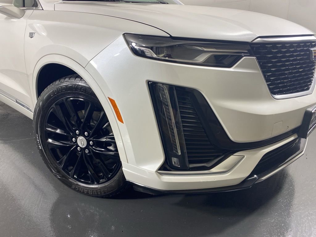 Used 2021 Cadillac XT6 Premium Luxury AWD/4WD image 3