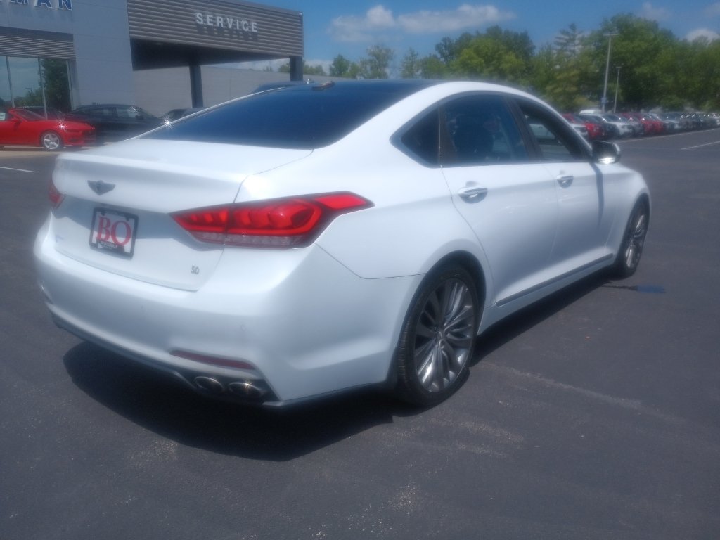 Used 2015 Hyundai Genesis 5.0 RWD image 8
