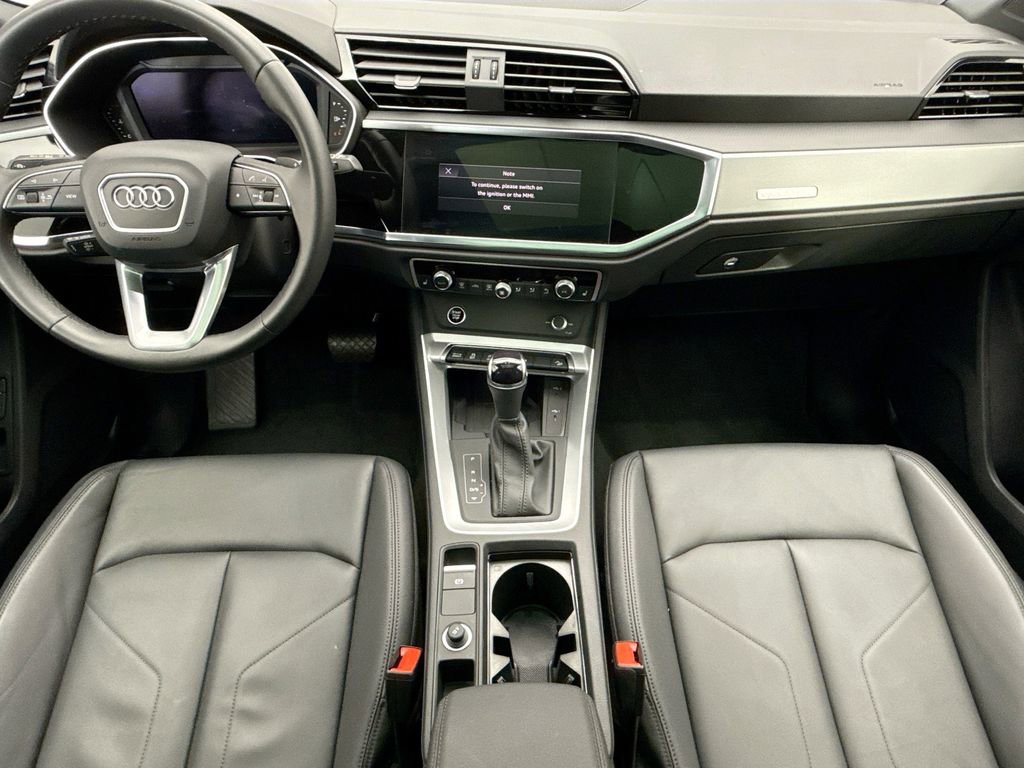 Certified 2025 Audi Q3 2.0T Premium w/ Convenience Package image 13