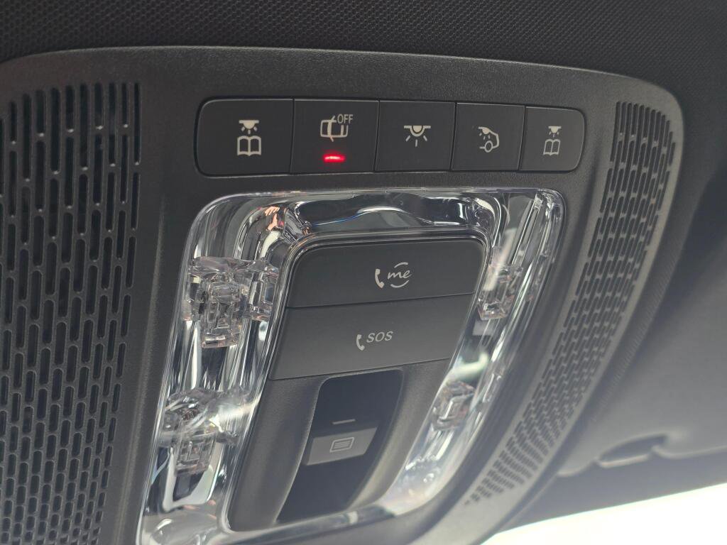Used 2023 Mercedes-Benz GLB 250 4MATIC w/ AMG Line image 46