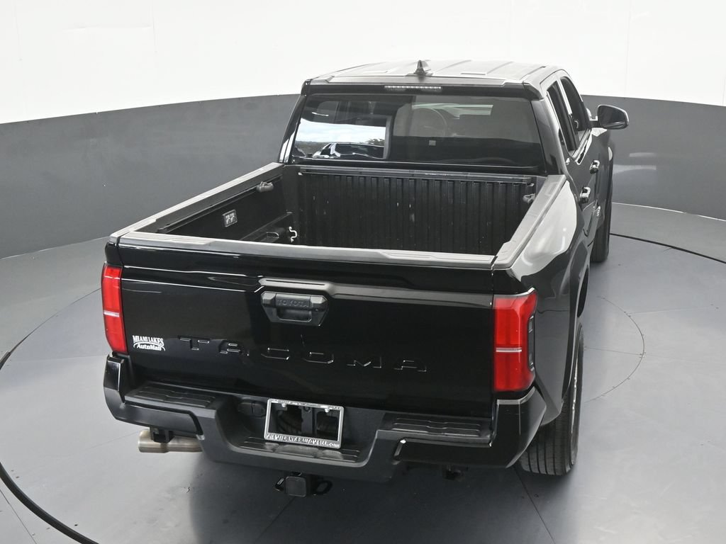 Used 2025 Toyota Tacoma SR5 RWD image 44