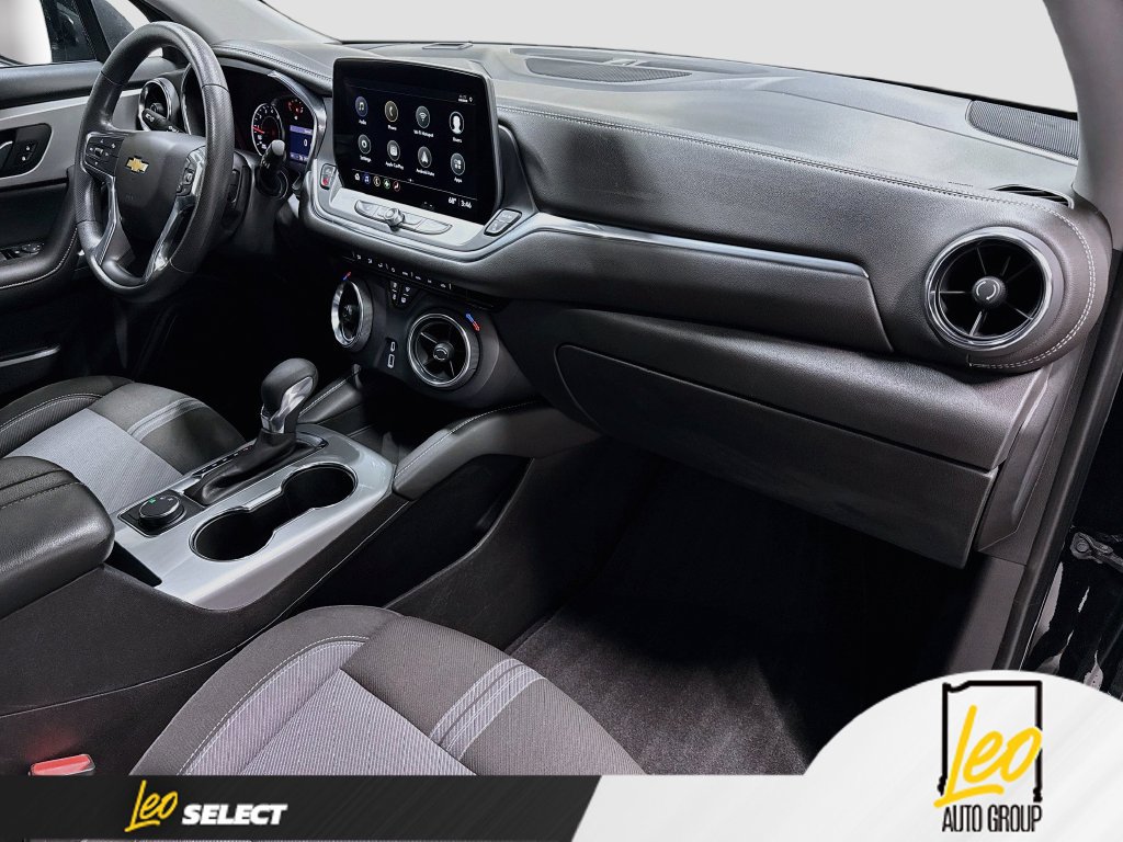 Used 2023 Chevrolet Blazer LT FWD image 28