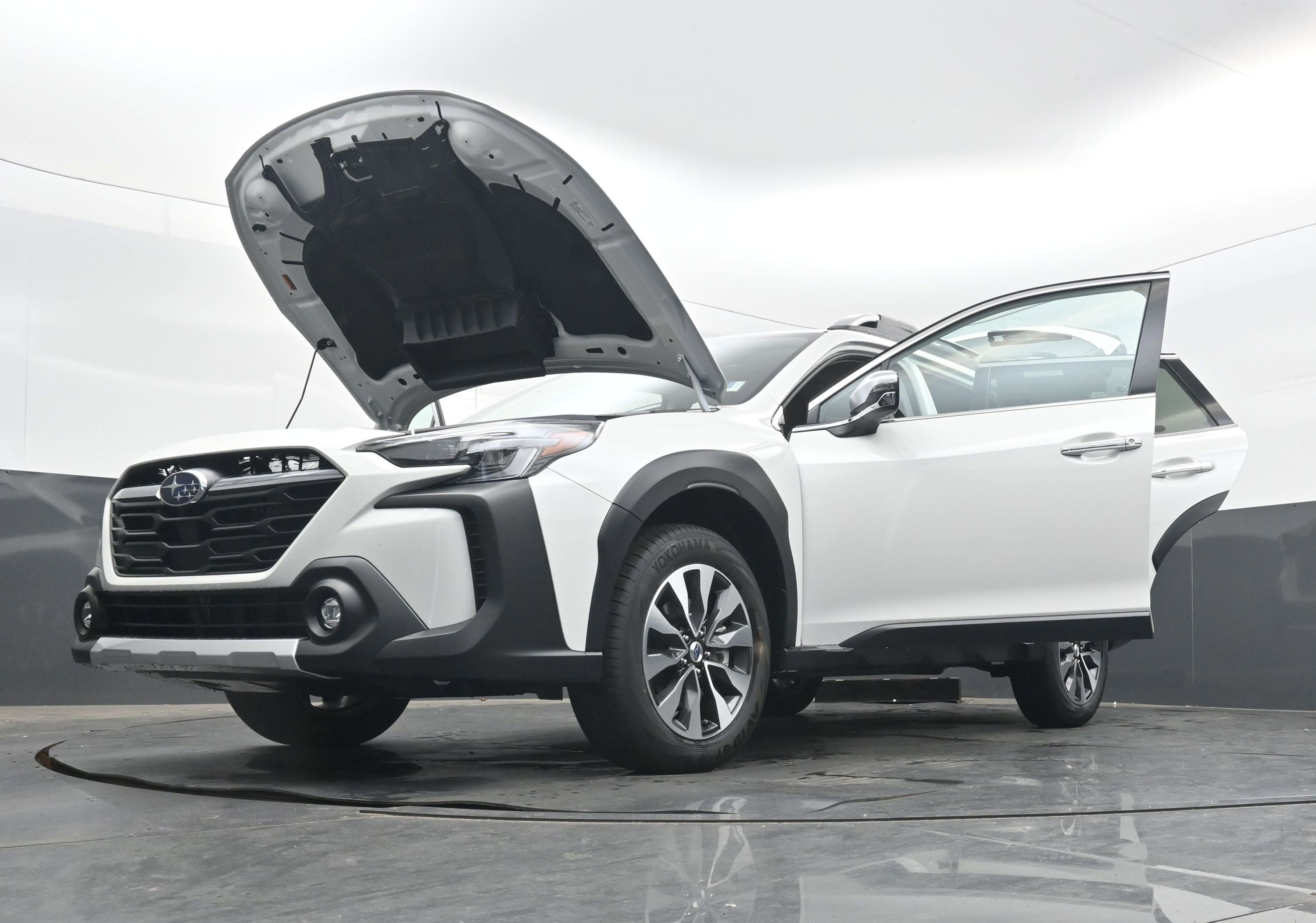 New 2025 Subaru Outback Touring XT image 41