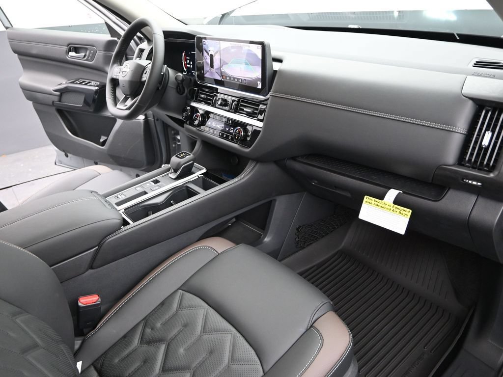 New 2026 Nissan Pathfinder Platinum FWD image 22