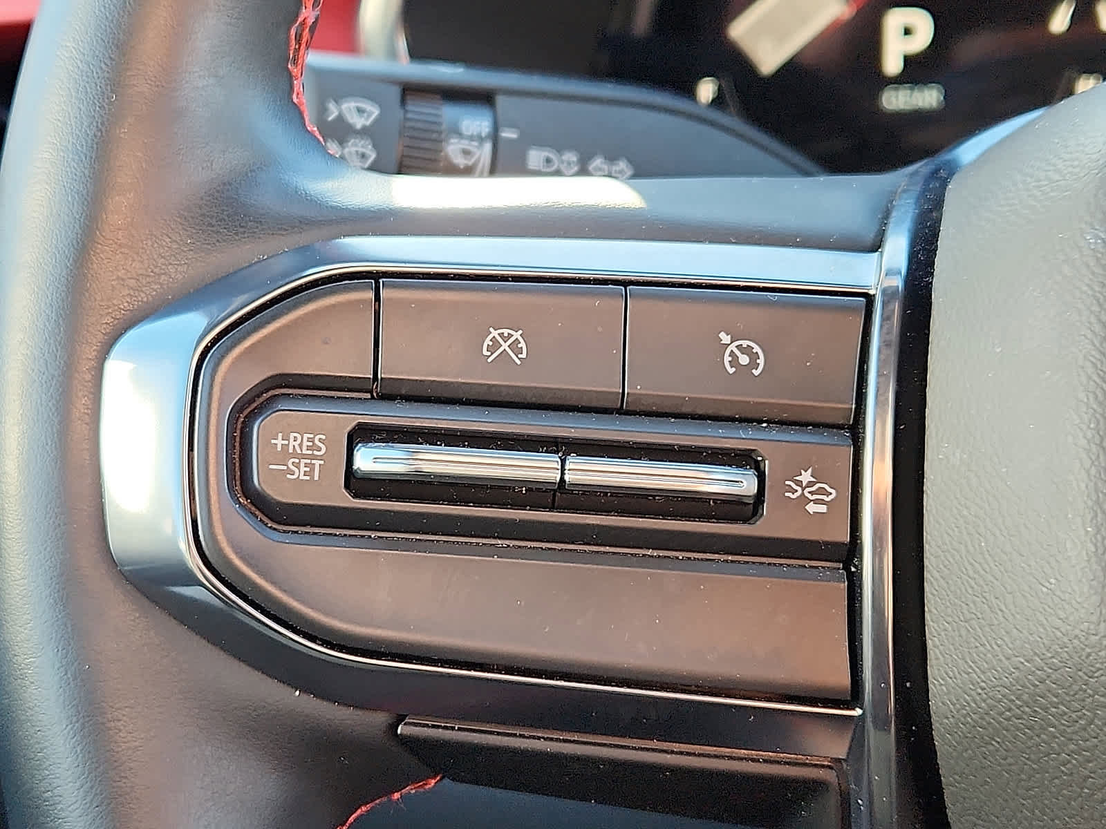 Used 2024 GMC Canyon AT4X image 22