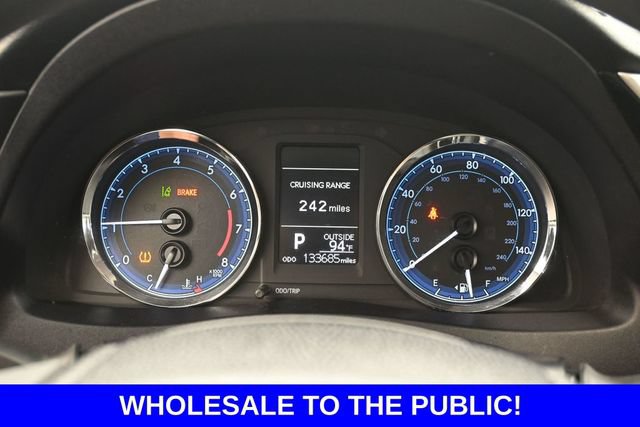 Used 2018 Toyota Corolla LE FWD image 18