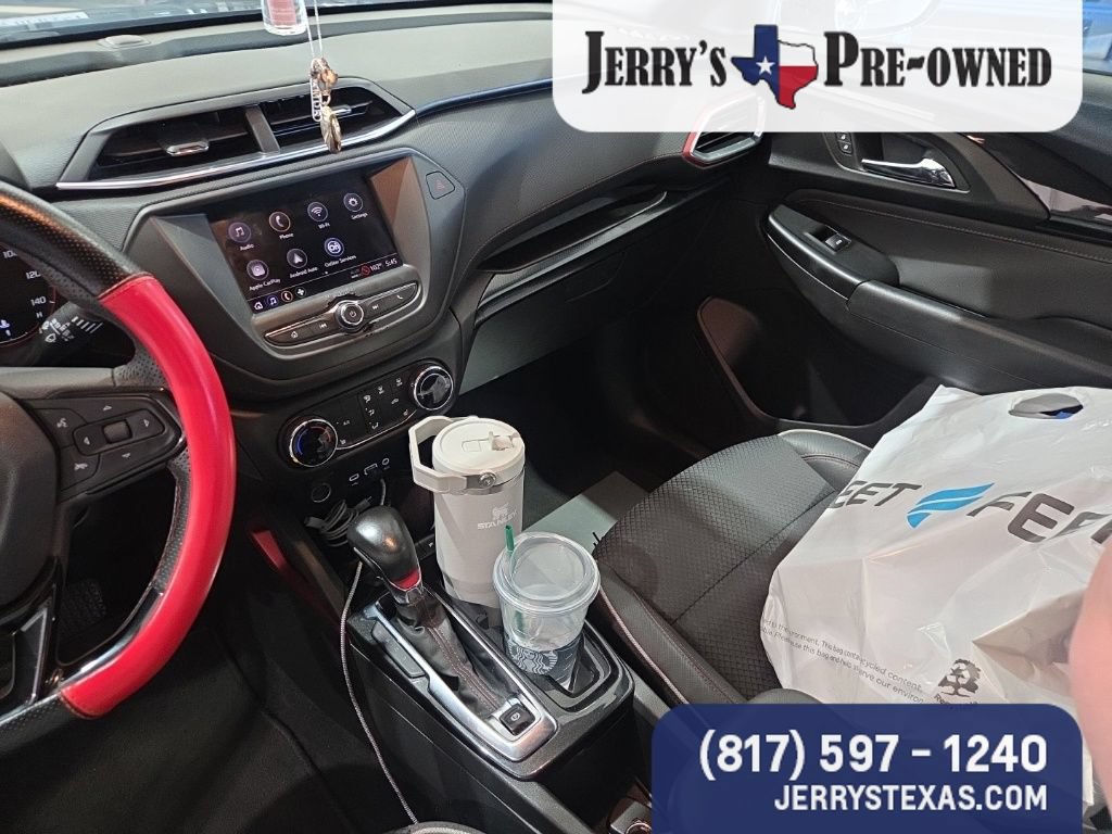 Used 2023 Chevrolet TrailBlazer RS FWD image 11