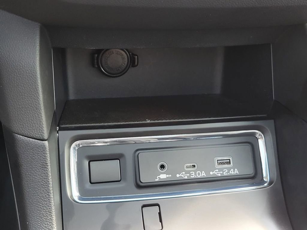 Certified 2025 Subaru Ascent Onyx Edition image 26