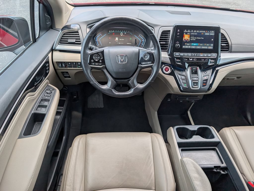 Used 2024 Honda Odyssey Touring image 14