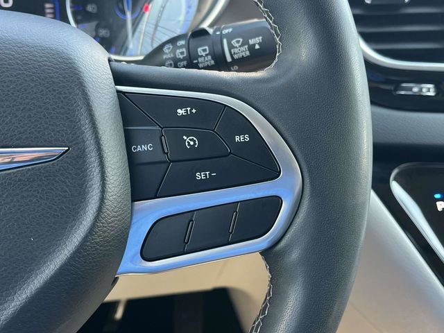 Used 2023 Chrysler Voyager LX FWD image 27