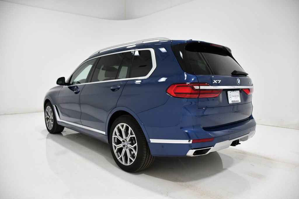 Used 2022 BMW X7 xDrive40i w/ Premium Package image 3