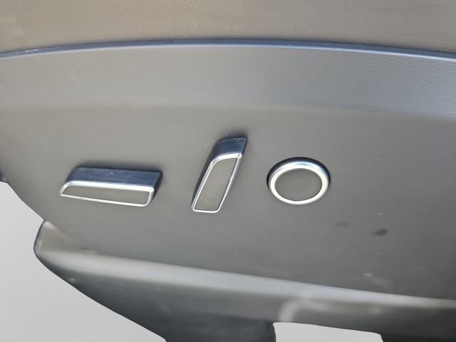 Used 2023 Tesla Model X Plaid AWD/4WD image 18
