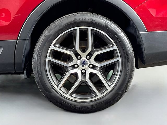 Used 2017 Ford Explorer Sport image 32