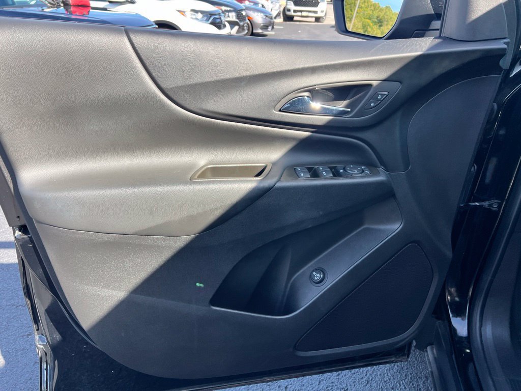 Used 2023 Chevrolet Equinox LT FWD image 20
