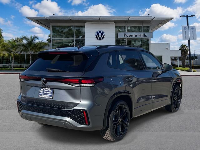 New 2026 Volkswagen Tiguan SE R-Line FWD image 4