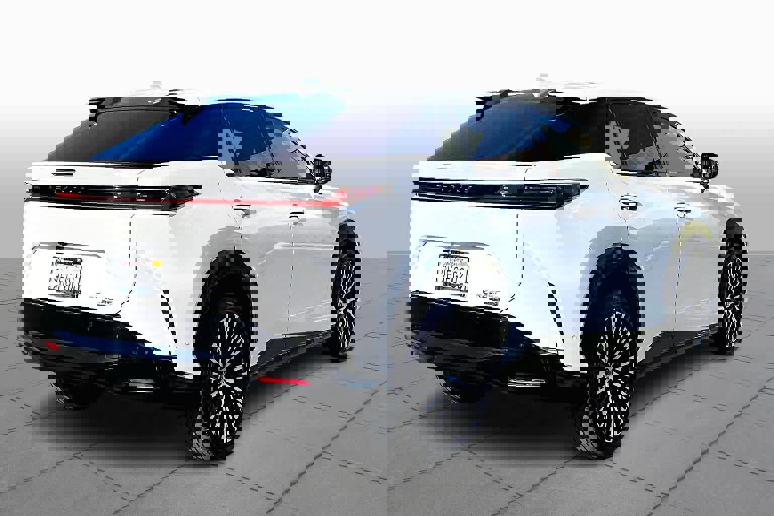 Used 2023 Lexus RZ 450e Premium w/ Cold Area Package image 12