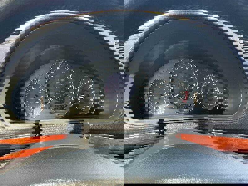 Used 2003 Mercedes-Benz E 500 Sedan image 19