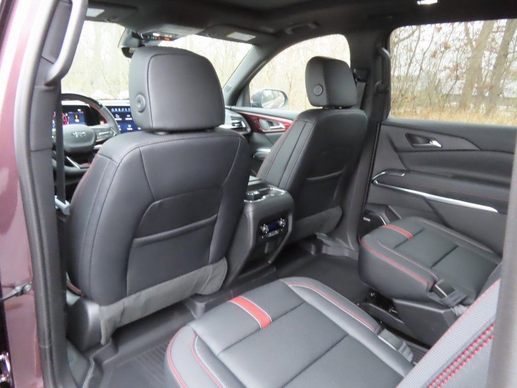New 2026 Chevrolet Traverse RS w/ LPO, Floor Liner Package image 25