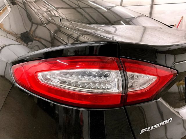 Used 2015 Ford Fusion SE w/ Equipment Group 202A AWD/4WD image 28