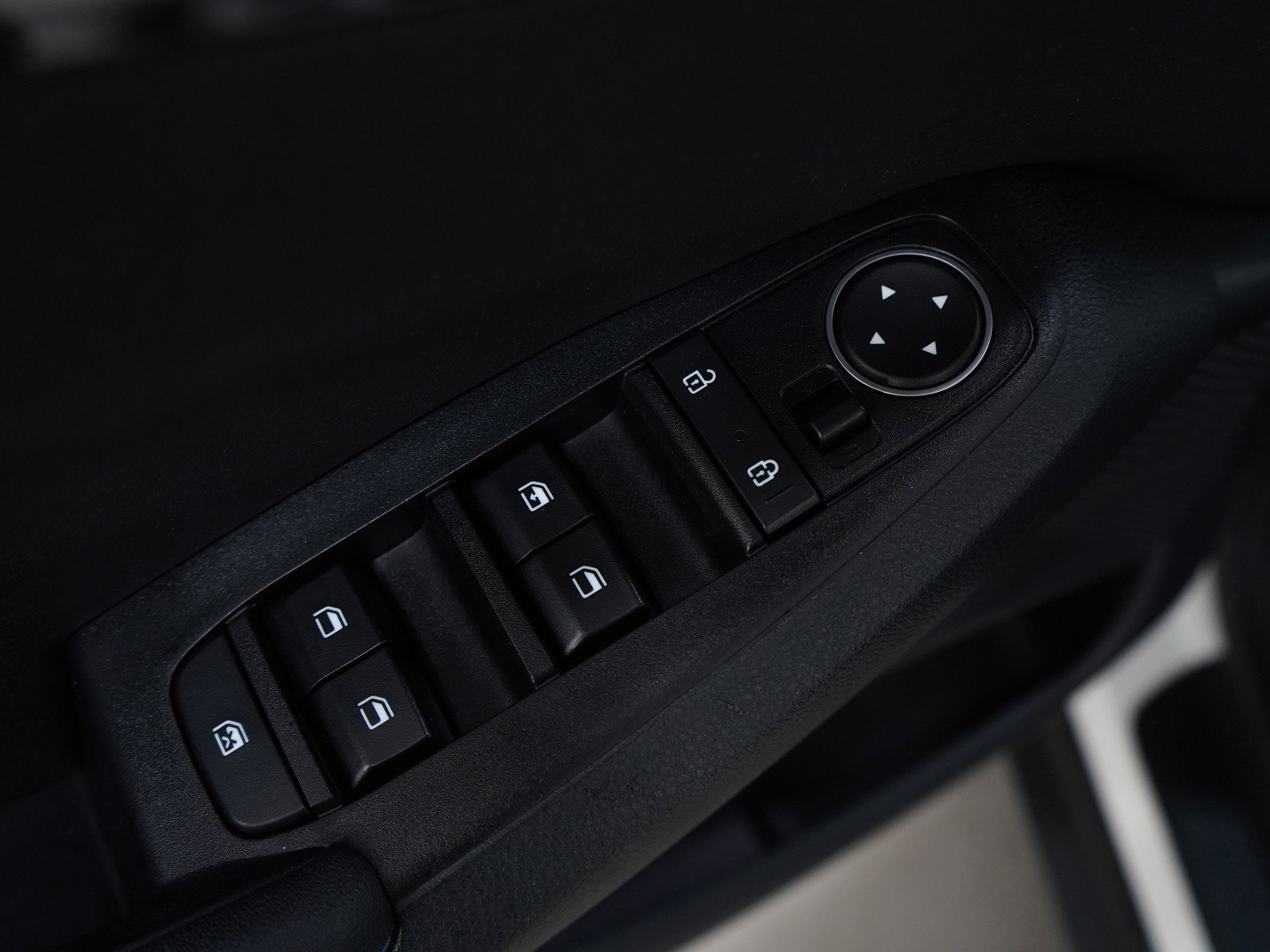 Used 2023 Kia Seltos Nightfall Edition image 22