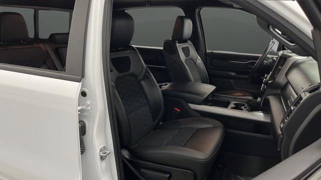 Used 2023 RAM 1500 Big Horn AWD/4WD image 10