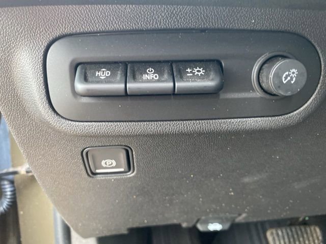 Used 2023 GMC Terrain Denali image 24