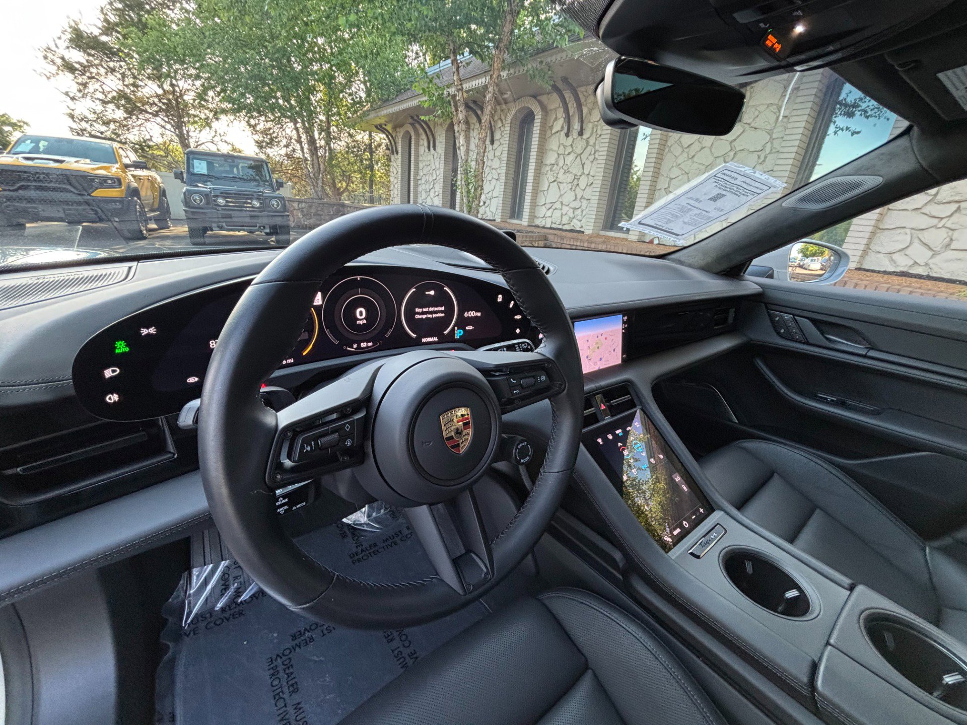Used 2023 Porsche Taycan Cross Turismo AWD/4WD image 11