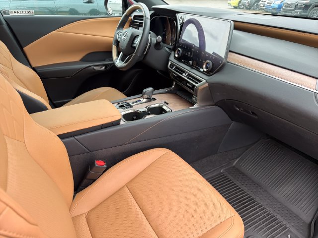 Used 2025 Lexus RX 350 Premium w/ Convenience Package AWD/4WD image 24