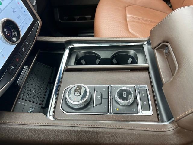 Used 2024 Ford Expedition King Ranch image 29