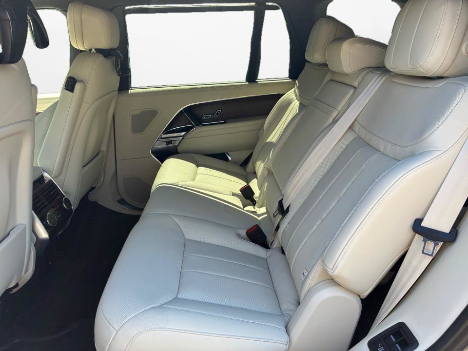New 2027 Land Rover Range Rover Long Wheelbase SE AWD/4WD image 13