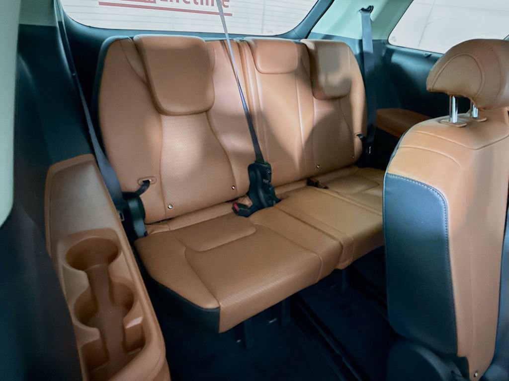 Used 2024 Kia Carnival SX Prestige image 34