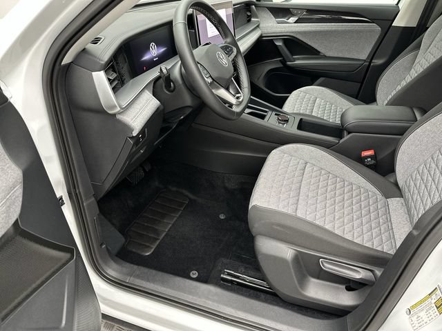 Certified 2025 Volkswagen Tiguan S AWD/4WD image 11