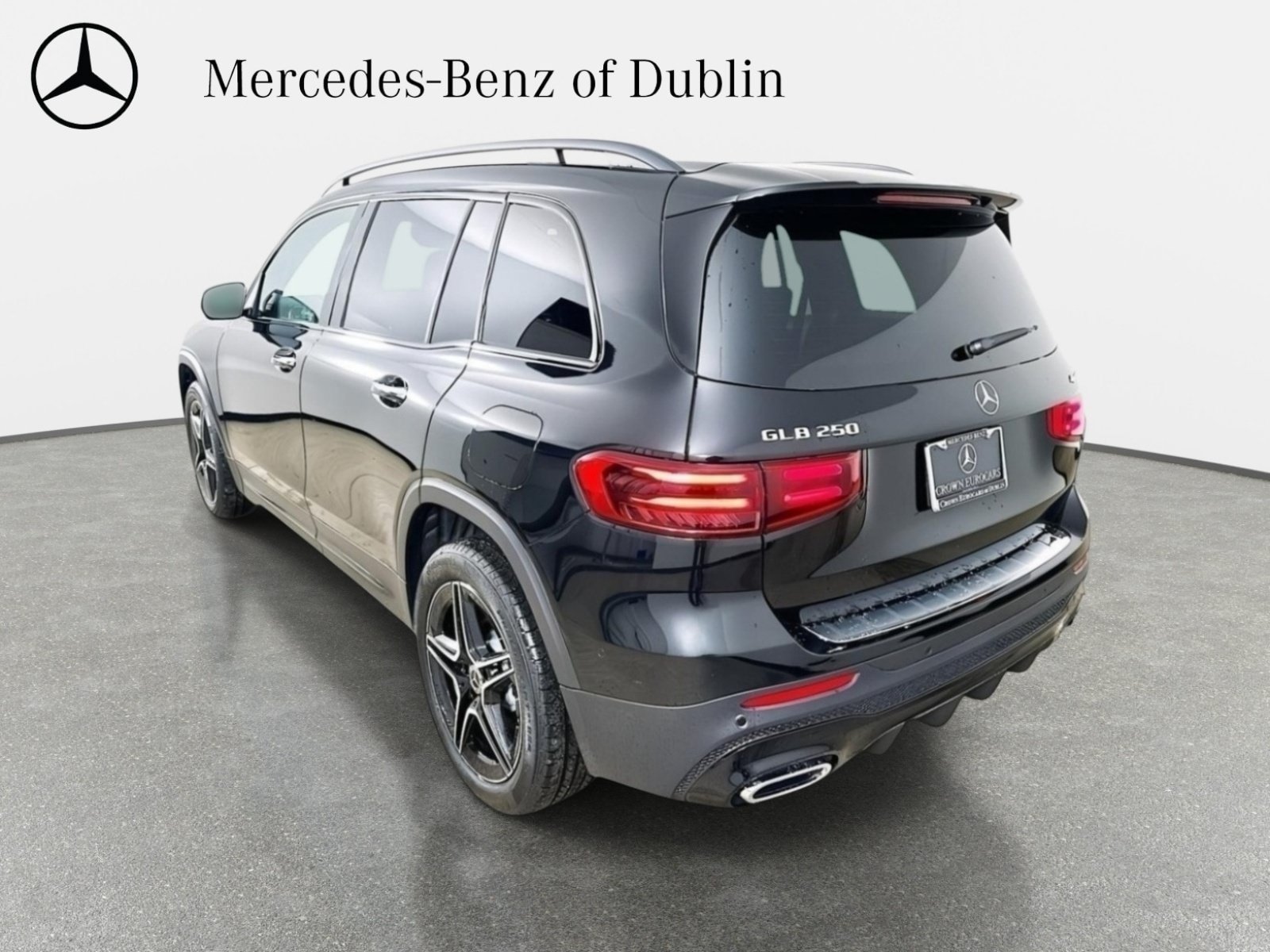 Used 2026 Mercedes-Benz GLB 250 4MATIC image 7