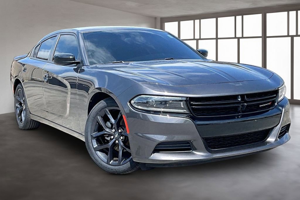Used 2023 Dodge Charger SXT w/ Blacktop Package RWD image 3